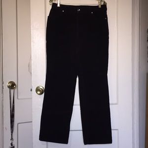 EUC Style & CO black corduroy jeans